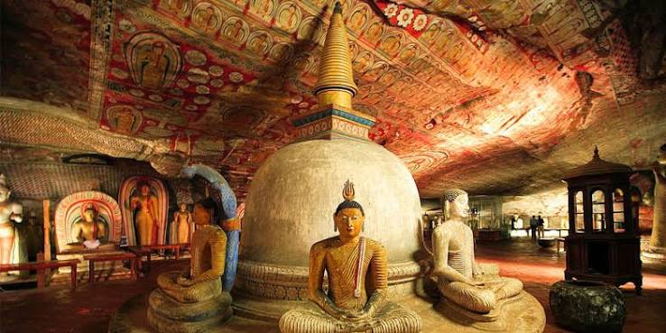 Dambulla Royal Cave Temple